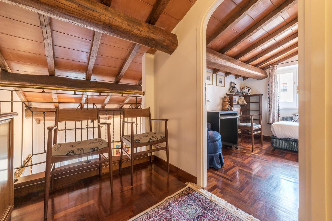 Apartamento Quiet And Classic On Two Floors, By Trevi Fountain - Fromhometorome *