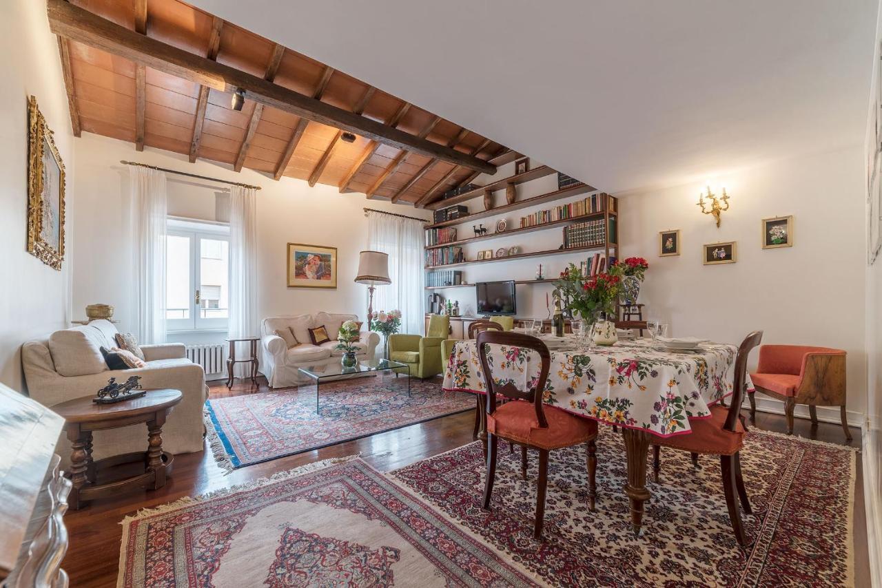 Apartamento Quiet And Classic On Two Floors, By Trevi Fountain - Fromhometorome Roma
